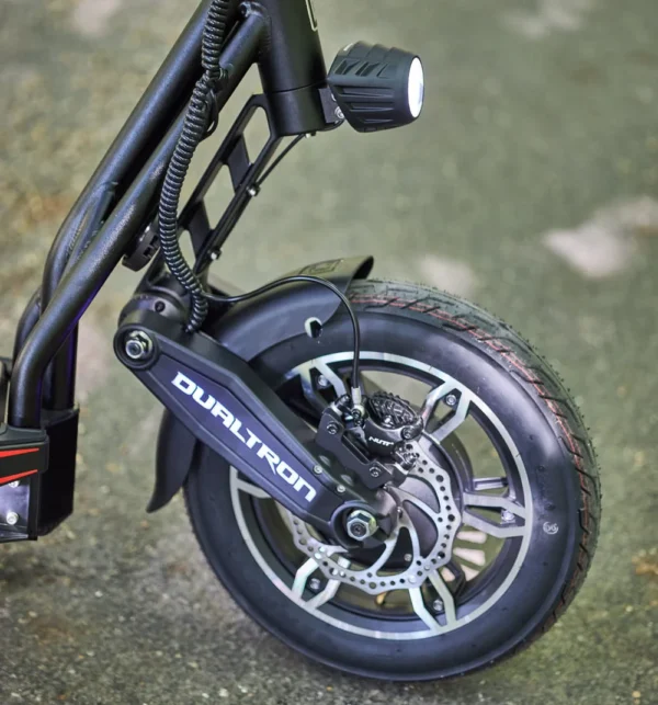 trottinette_electrique_dualtron_city_puissante_roue_avant Dualtron City Elektroroller